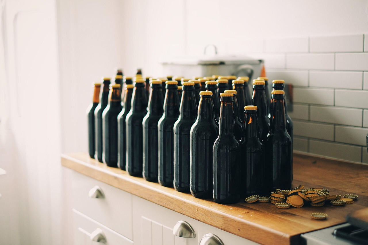 오비맥주 브랜드 한맥, 부산국제영화제 공식 후원사로 참여…영화의전당에 ‘스무스라운지’ 운영